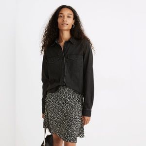 Madewell Denim Button-Up Shirt in Lunar Wash